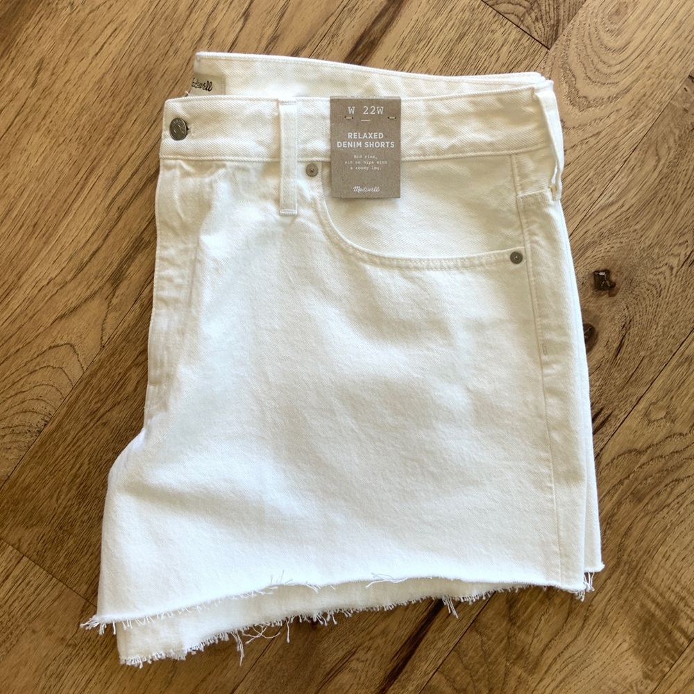 Madewell Relaxed Denim Frayed Shorts Off-White Size 22 NWT - Picture 6 of 16